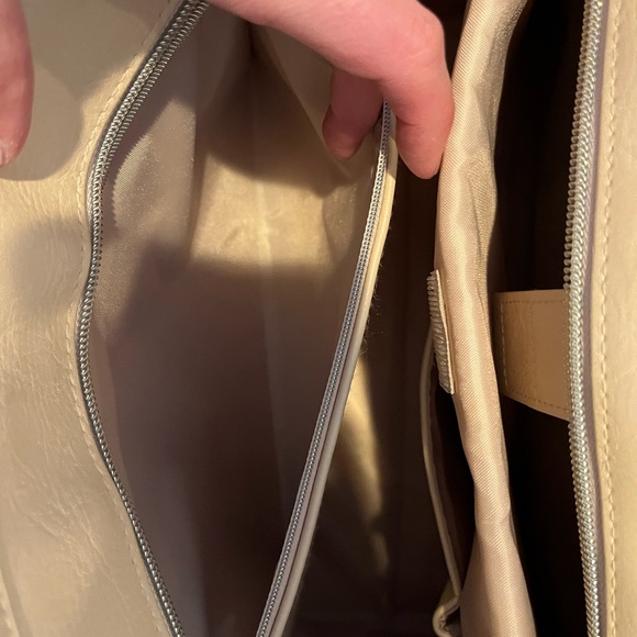 Like new Beis work tote - Picture 7 of 8